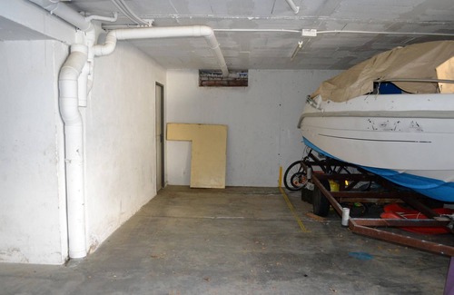 Llanca Apartment | SANT GENIS 4 Large and sunny apartment with garden