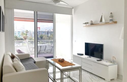 Las Palmas de Gran Canaria Apartment | Santa Catalina Beach Flat by Canary365