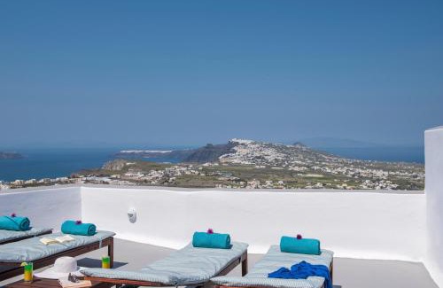 Pyrgos Villa | Santorini 180 Degrees