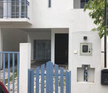 Negombo House | Santorini Resort Twin Residences, Negombo