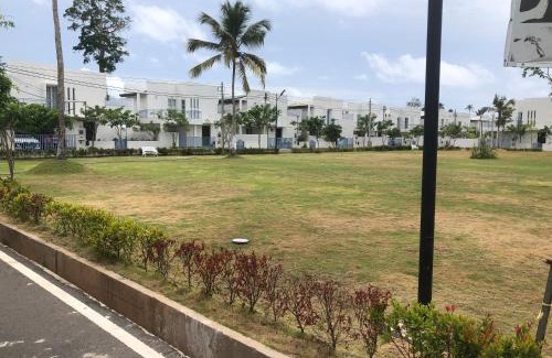 Negombo House | Santorini Resort Twin Residences, Negombo