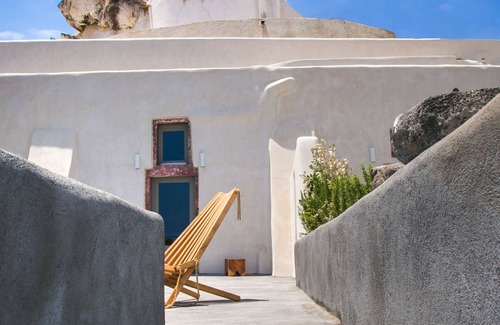 Vourvoulos House | Santorini Villas