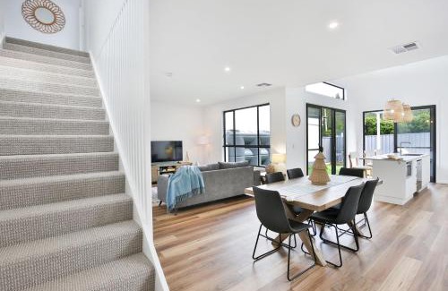 Culburra Beach House | Saoire - Pet Friendly - 5 Mins Walk to Beach