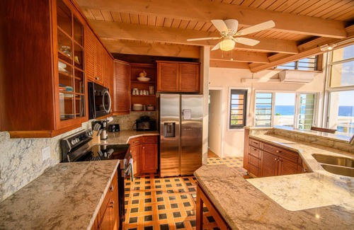Grapetree Villa | Sapala 1 - Oceanfront Main House with Shared Pool
