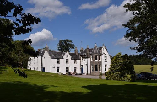 Old Deer Hotel | Saplinbrae Hotel and Lodges