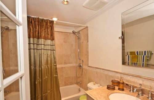 Callendar House | Sapphire Beach 118 Su