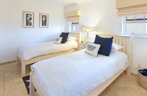 Callendar Condo | Sapphire Beach 307 Su