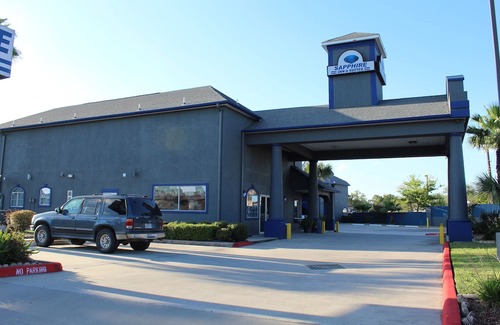 Channelview Hotel | Sapphire Inn & Suites