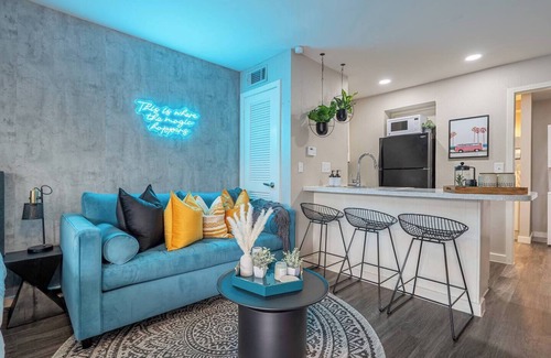 Allandale Apartment | Sapphire | Studio | Sleeps 5