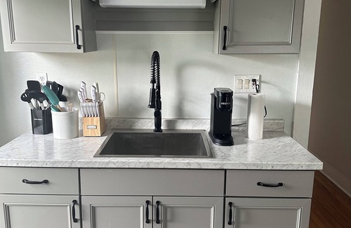 Saratoga Springs Apartment | Saratoga Apartment Close to Downtown & Race Course!