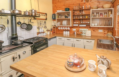 Narberth Cottage | SARNGWM, pet friendly, country holiday cottage in Narberth