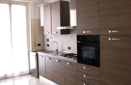 Sarzana Apartment | Sarzana # 8, P. zza Veneto