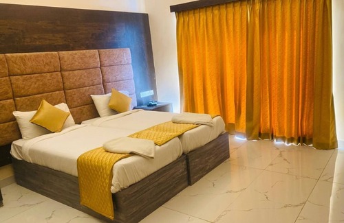 Tiruchirappalli Hotel | SAS SQUARE