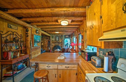 Wise River House | Sasquatch Inn Retreat Near Fishing and Hunting!