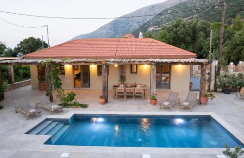 Kardhakata Villa | Sassi Di Fteri Villas