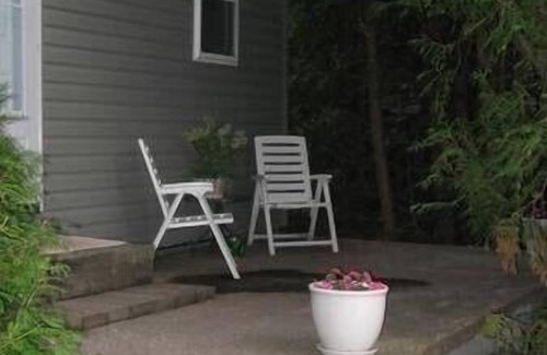 Sauble Beach Cottage | Sauble Beach Cottage For Rent - Ontario, CanadanNewly renovated in 2023.