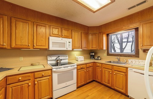 Massanutten House | Sauna, Fireplace, Resort amenities!