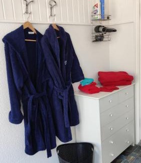 Meinerzhagen Apartment | "Saunahotel" mit separatem Badezimmer