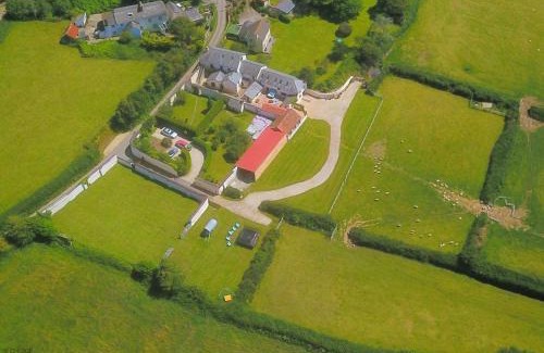 Braunton House | SAUNTON GRANGE 7 Bedrooms