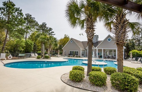 Vaught Apartment | Savannah Shore #5 (P) Second Row Other Condo