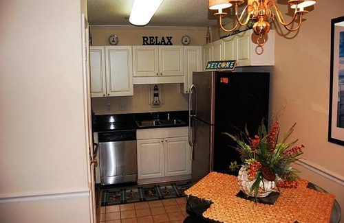 Vaught Apartment | Savannah Shores 9750-02 Condo