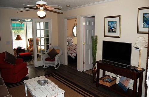 Vaught Apartment | Savannah Shores 9750-02 Condo