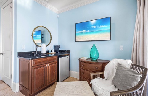 Delos House | *Save!Sept–Oct*On PrivateBeach*Elevator*2Pools*