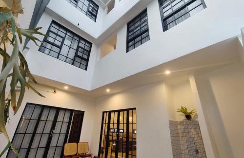 Oro Oro Ombo Villa | SAVILLABatu