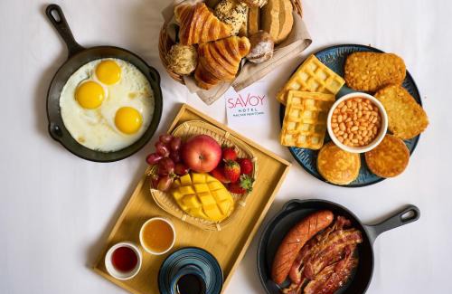 Lapu-Lapu Hotel | Savoy Hotel Mactan Cebu near Newtown Beach