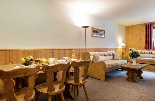 Val-d'Isere Apartment | Savoyards and rustic studio in the heart of Val d'Isère