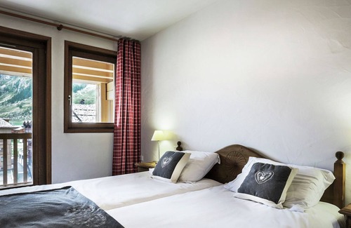 Val-d'Isere Apartment | Savoyards and rustic studio in the heart of Val d'Isère