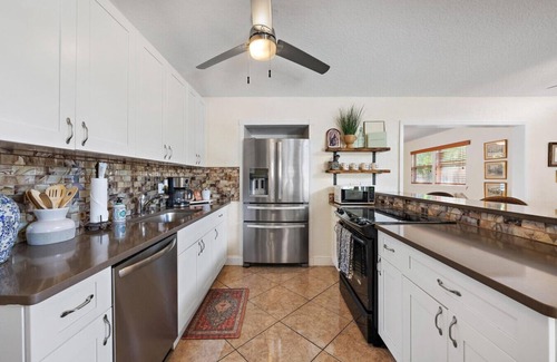 Yacht Club Estates Apartment | Sawfish Bay Bungalow In The Heart Of Jupiter