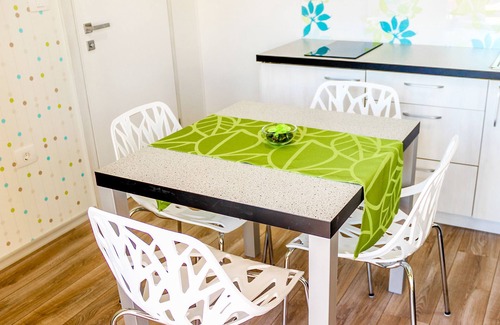 Zalosce House | Saxida 2 BR Bungalow Vineyard/Pool View