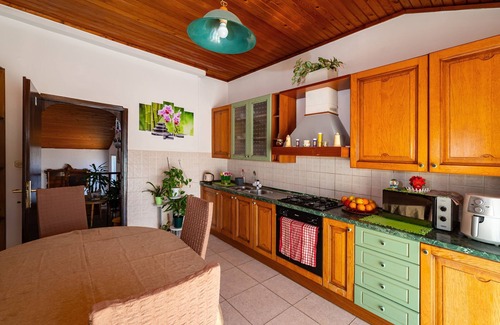 Zrce Apartment | Say close to Center and Beach 6 Kd