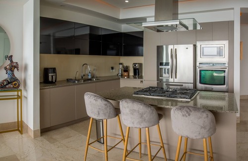 Conchas Chinas Condo | Sayan Tropical Beachfront