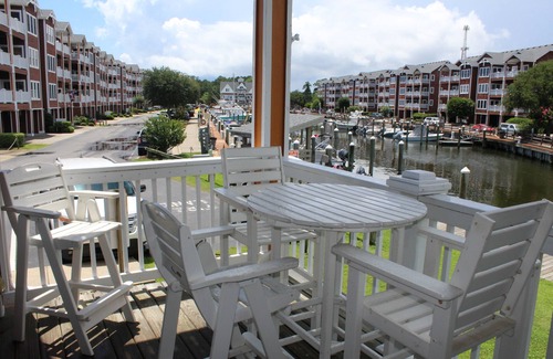 Manteo Condo | SBC1105 - Shallowbag Bay Club 1105