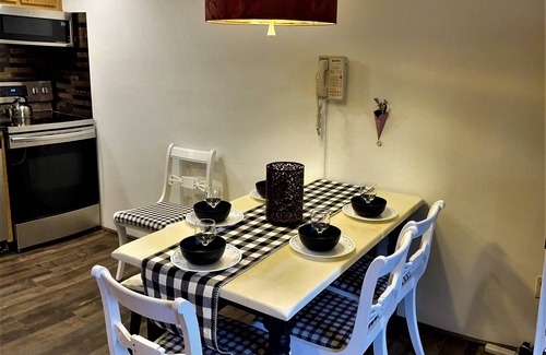 Snowshoe Condo | SC 5410: Powder Peak Escape | Ski-In Access & Cozy Fireplace