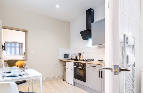 Edgbaston Apartment | SCA-Stunning Edgbaston Studio 13