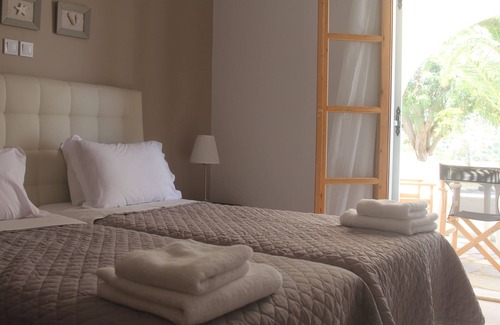 Naxos House | Scala Apartments
