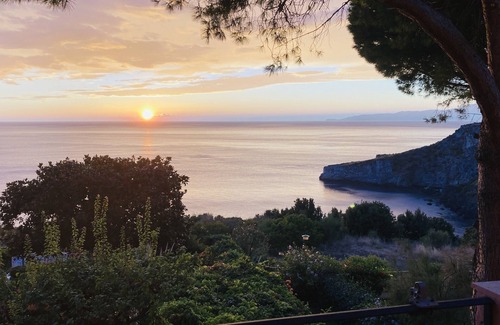 Scalea Apartment | SCALEA BAY OF HORNBEAM LAST MINUTE. CIN IT078138C2FBM16Q7KN