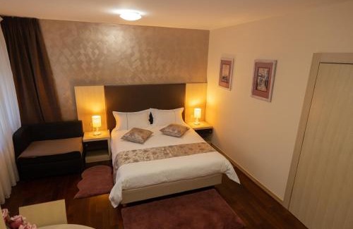 Zadar Old Town Bed & Breakfast | Scallop Rooms self check-in
