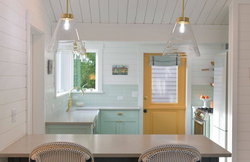 Winslow House | Scandinavian Cottage by the Sea - Close Walk to Ferry and Town