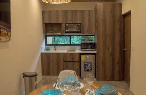 Arenal Hot Springs Condo | Scenic 1-bedroom Villa with private Hot Tub, AC, and WiFi