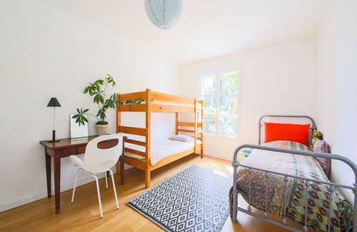 Les Maillans Apartment | Scenic Apartment in Roquefort les Pins with Swimming Pool