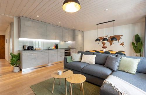 Lungern Apartment | Scenic Holiday Apartment with Balcony Views