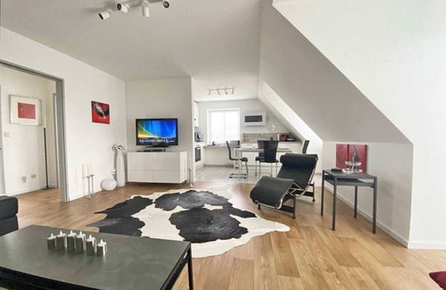 Schoenhagen Apartment | Schöne Fewo im 1. OG mit Balkon, Meerblick & Moderner, Hochwertiger Ausstattung