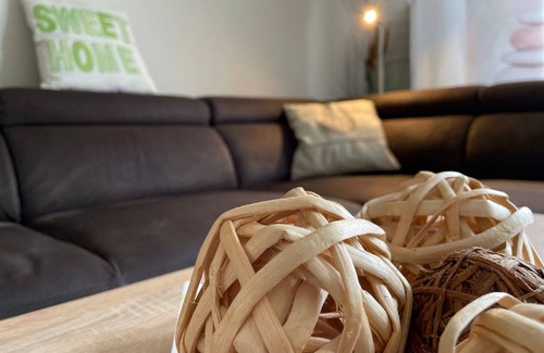 Norddeich Apartment | Schöne Oberwohnung Sandfloh in strandnaher Lage