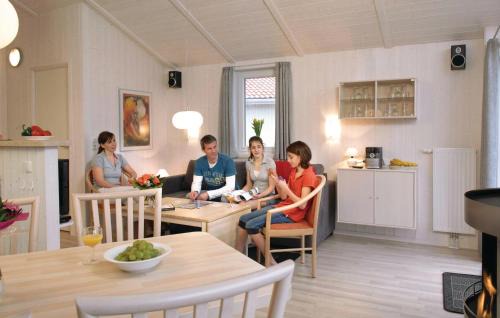 Travemuende House | Schatzkiste 16 - Dorf 4