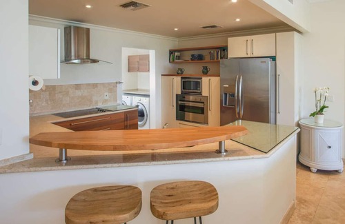 Schooner Bay Condo | Schooner Bay 205 | Frangipani (1/3 Rooms)
