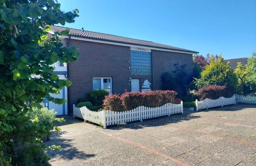 Wangerland House | Schooner in the shiphouse